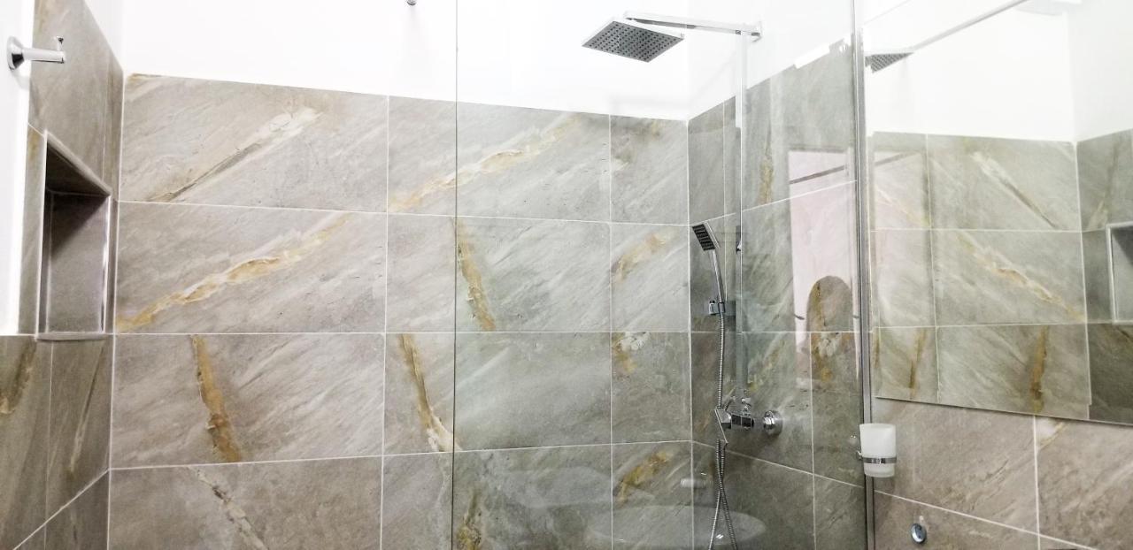 טיראנה City Center Cute And Comfy Apartment - Ajia Apartments מראה חיצוני תמונה