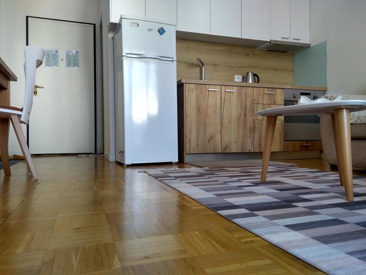 טיראנה City Center Cute And Comfy Apartment - Ajia Apartments מראה חיצוני תמונה